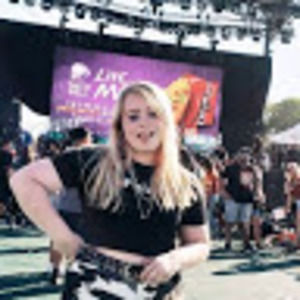 Meet your Posher, Jenna